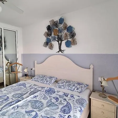 Mar Blau Apartment Roses